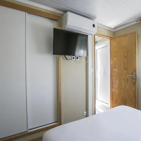 Urban Art By Campigir キャンプ場 ペニシェ