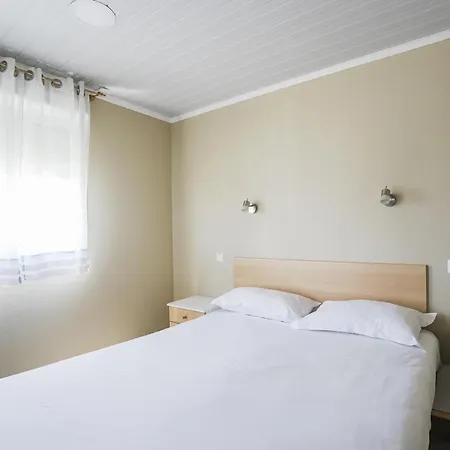 キャンプ場 Urban Art By Campigir