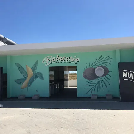 Kamp alanı Urban Art By Campigir Peniche