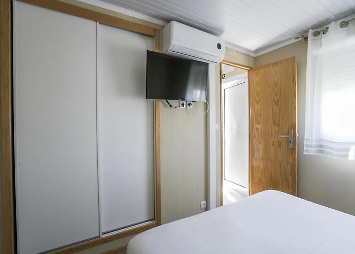 Urban Art By Campigir مكان تخييم بينيش