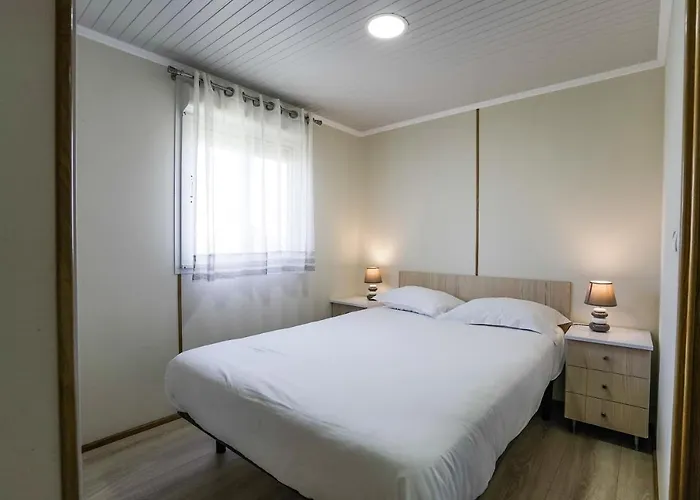 Urban Art By Campigir 3* بينيش